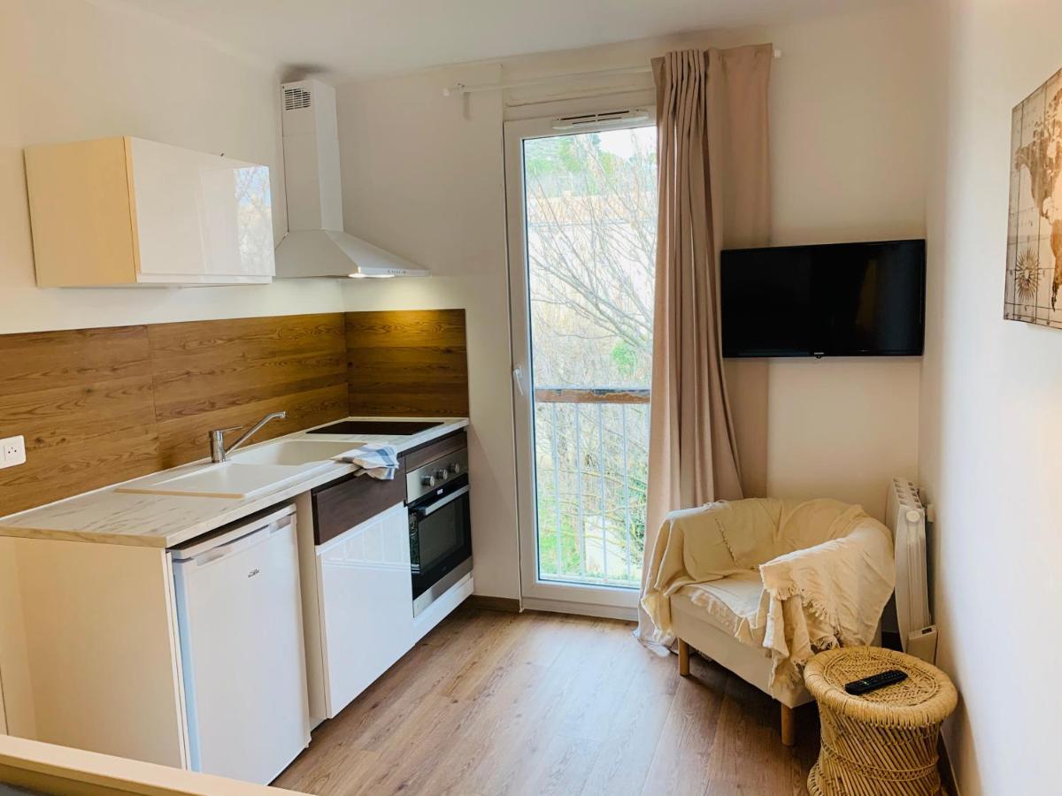 Tulipe Studio Apartment Manosque Exterior photo